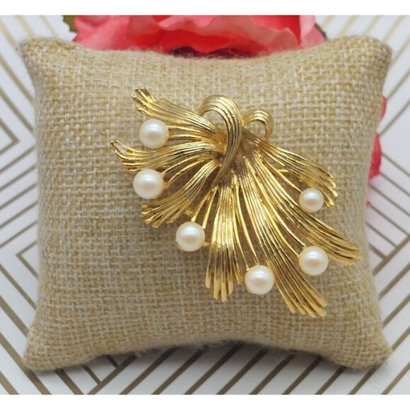 Vintage 1980's M JENT Gold Tone Art Deco Simulated Pearl Spray 2.5" Brooch Pin - Picture 3 of 7